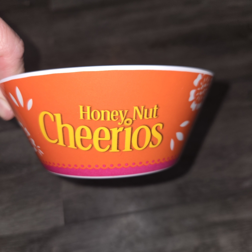 Orange Bowl‎